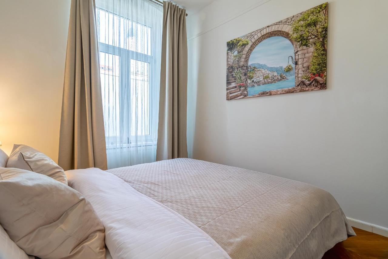 Trendy Apartment In Central Μπρατισλάβα Εξωτερικό φωτογραφία