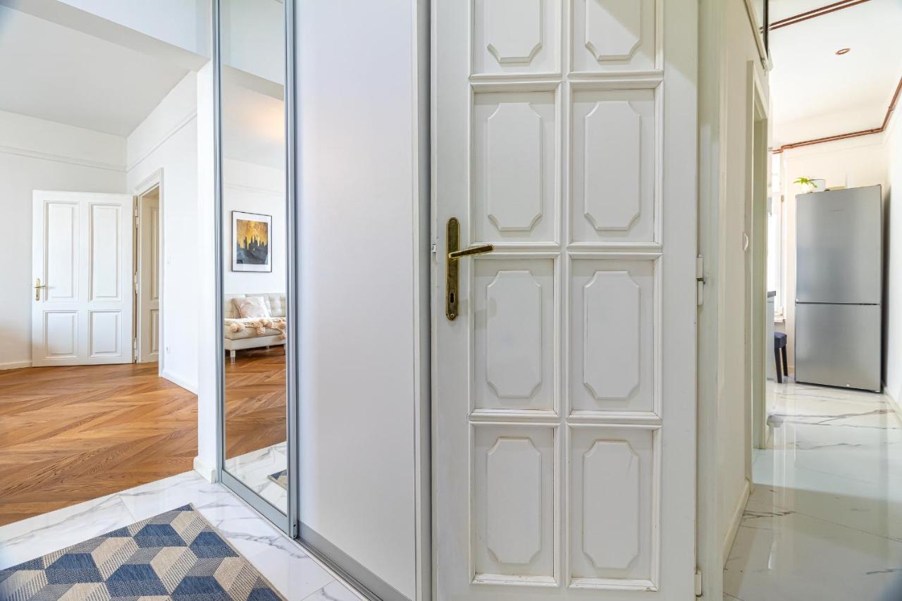 Trendy Apartment In Central Μπρατισλάβα Εξωτερικό φωτογραφία